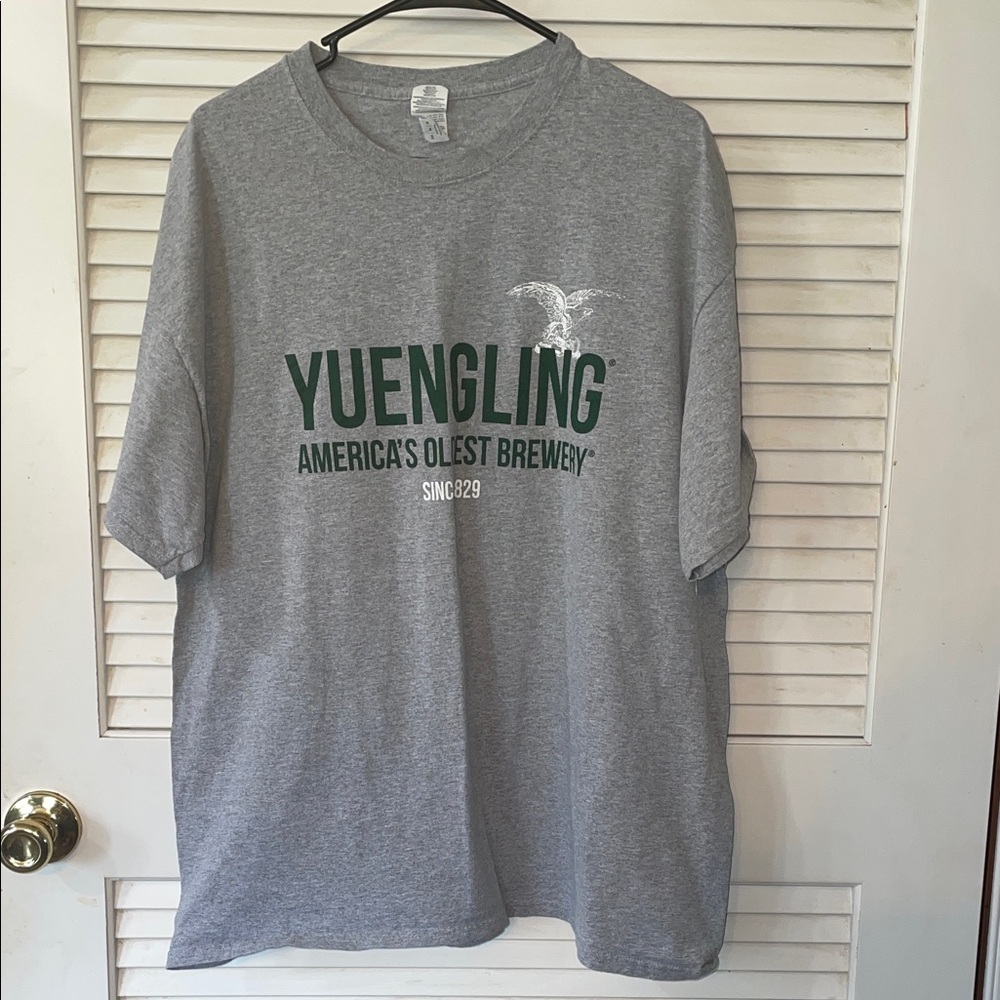 Gildan Gray Graphic Tee with Green Print